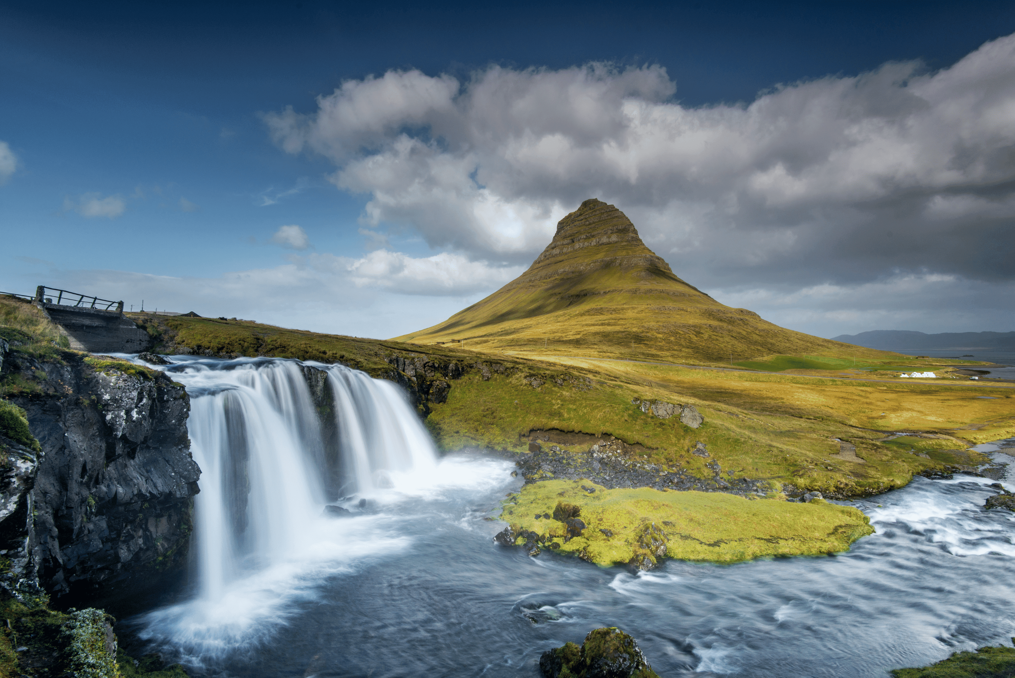 Kirkjufell mountain and Kirkjufellsfossar waterfall